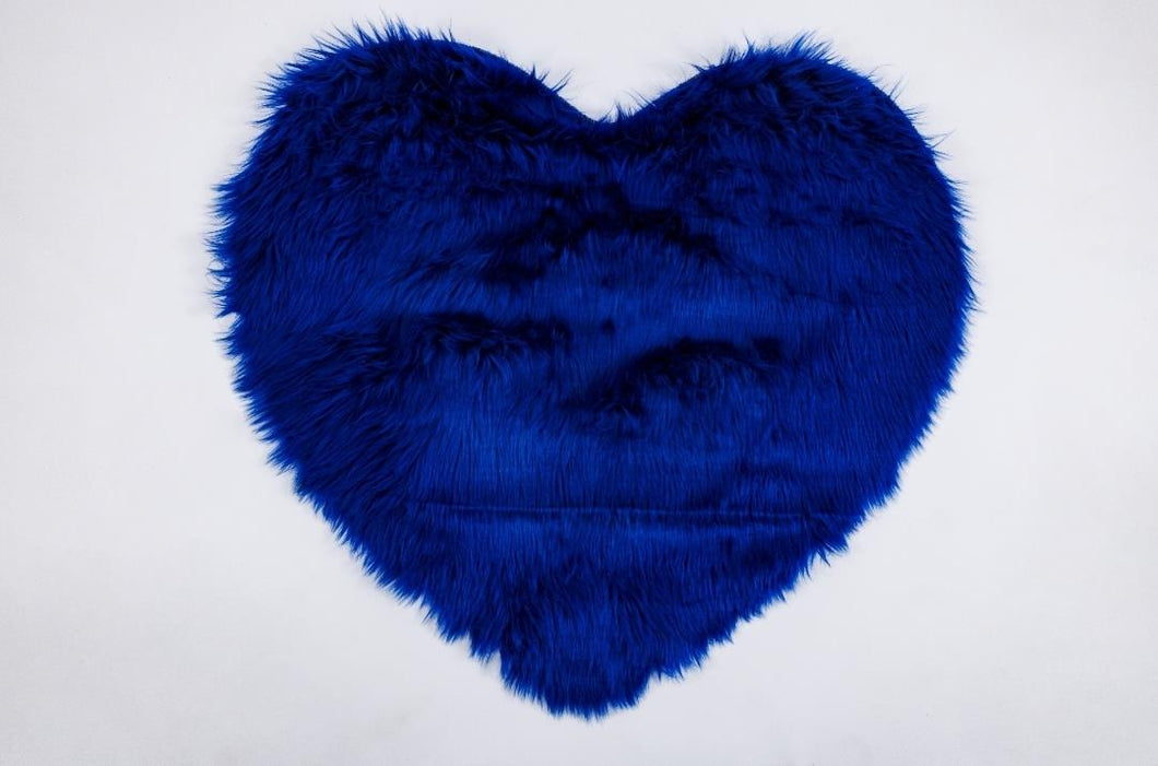 Heart-Shaped Decorative Item Covered In Blue Faux Fur #598